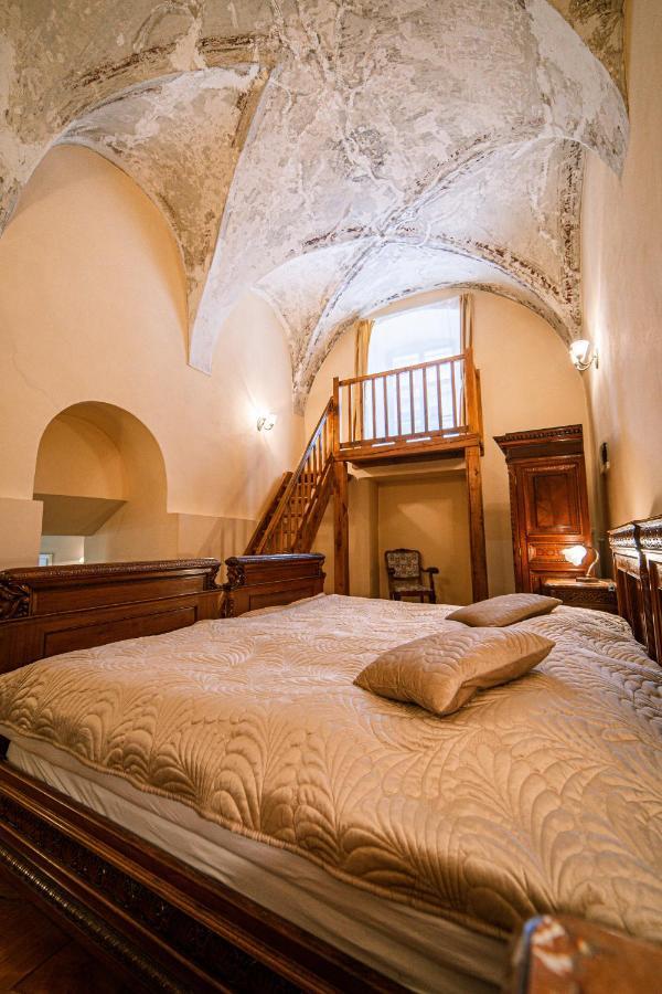 Penzion Cosmopolitan Ii. Banská Štiavnica Exterior foto