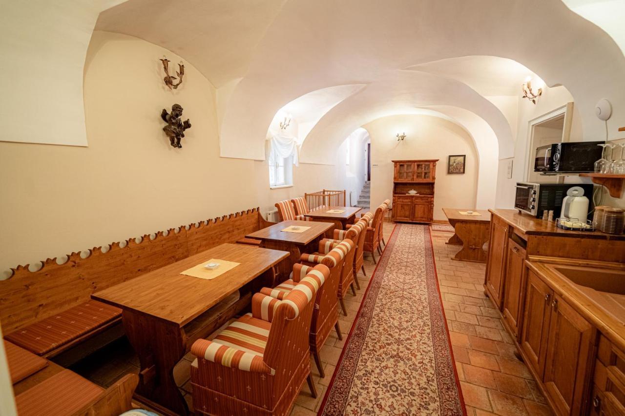 Penzion Cosmopolitan Ii. Banská Štiavnica Exterior foto