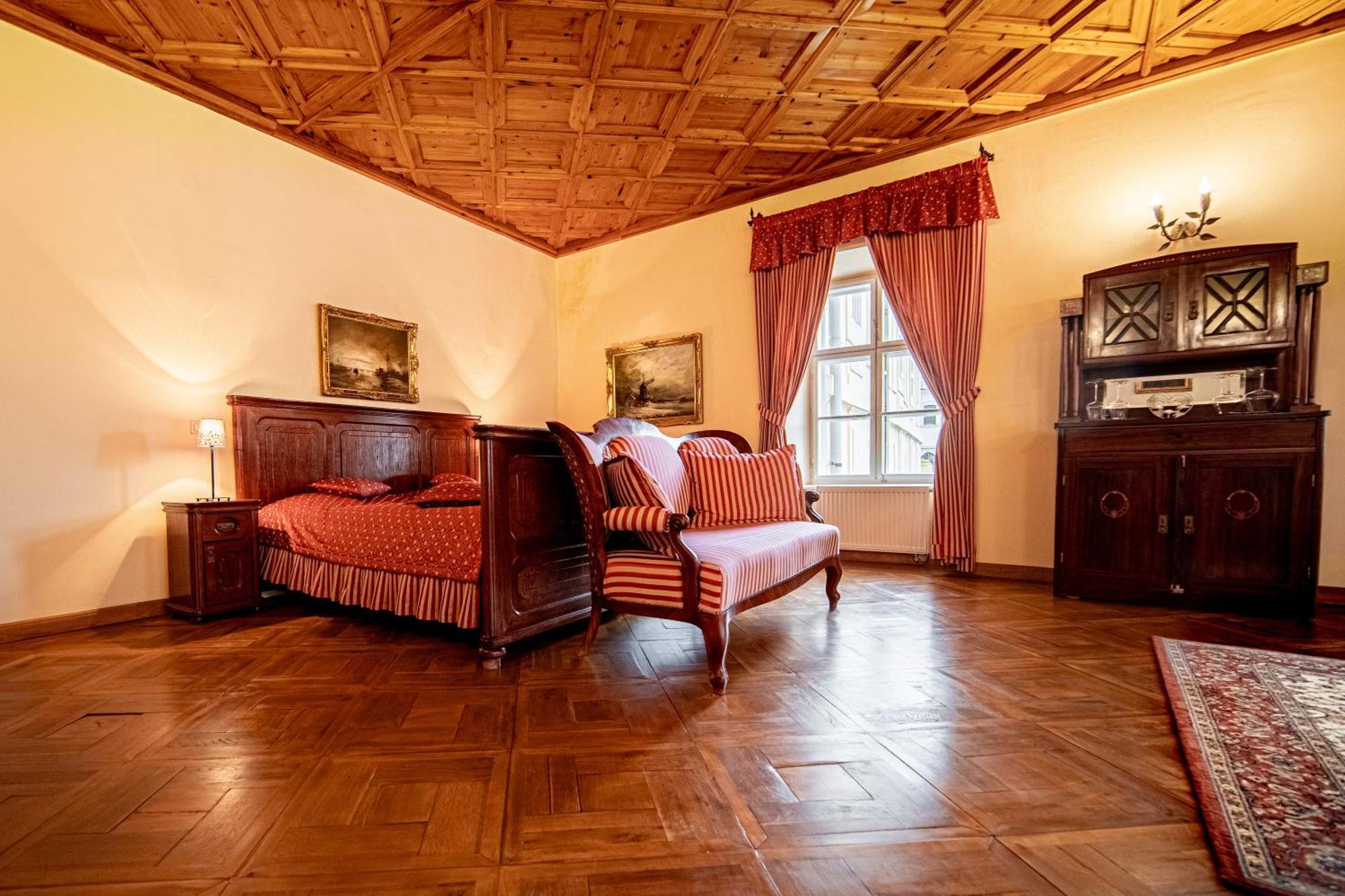 Penzion Cosmopolitan Ii. Banská Štiavnica Habitación foto