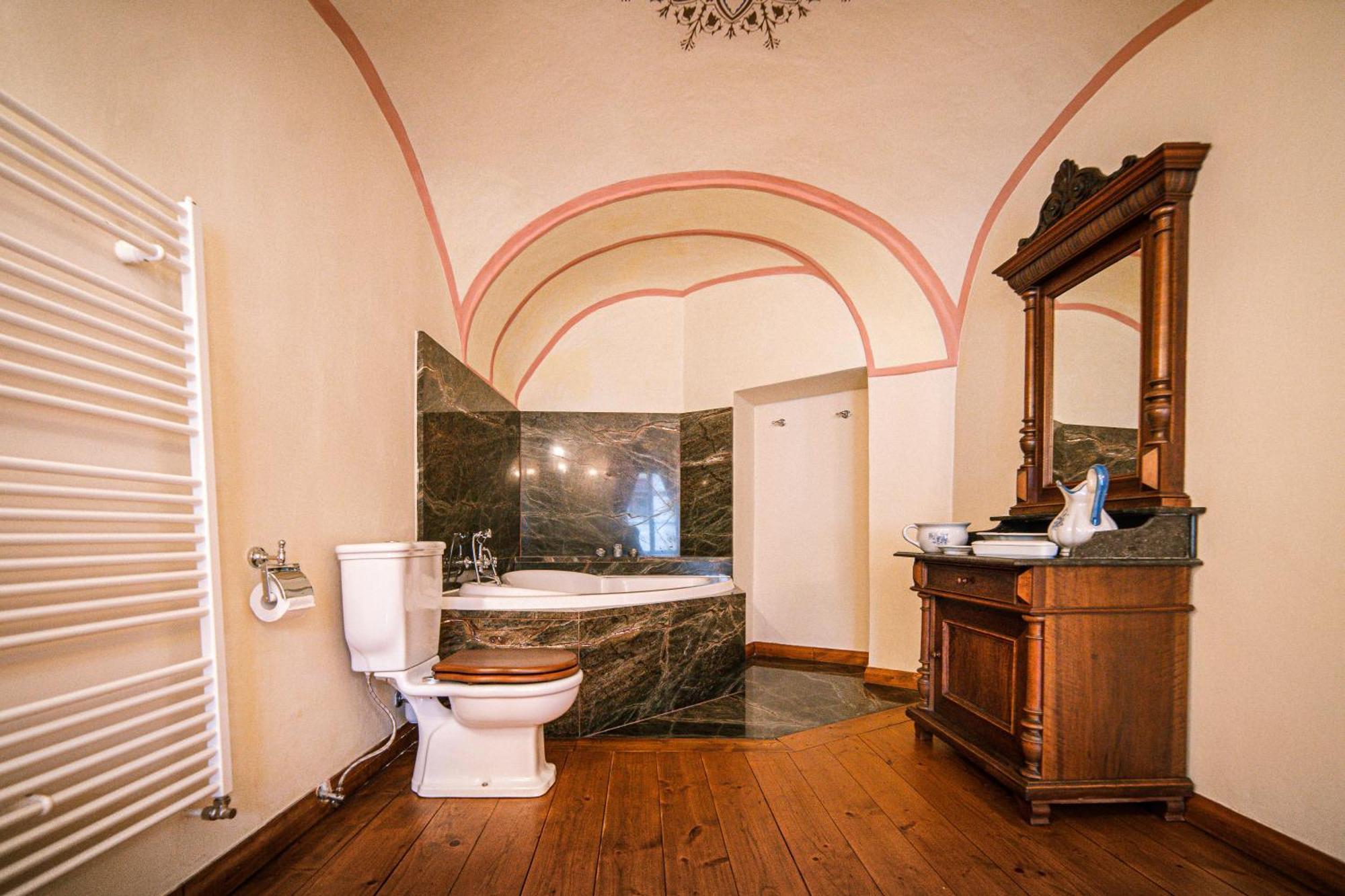 Penzion Cosmopolitan Ii. Banská Štiavnica Habitación foto