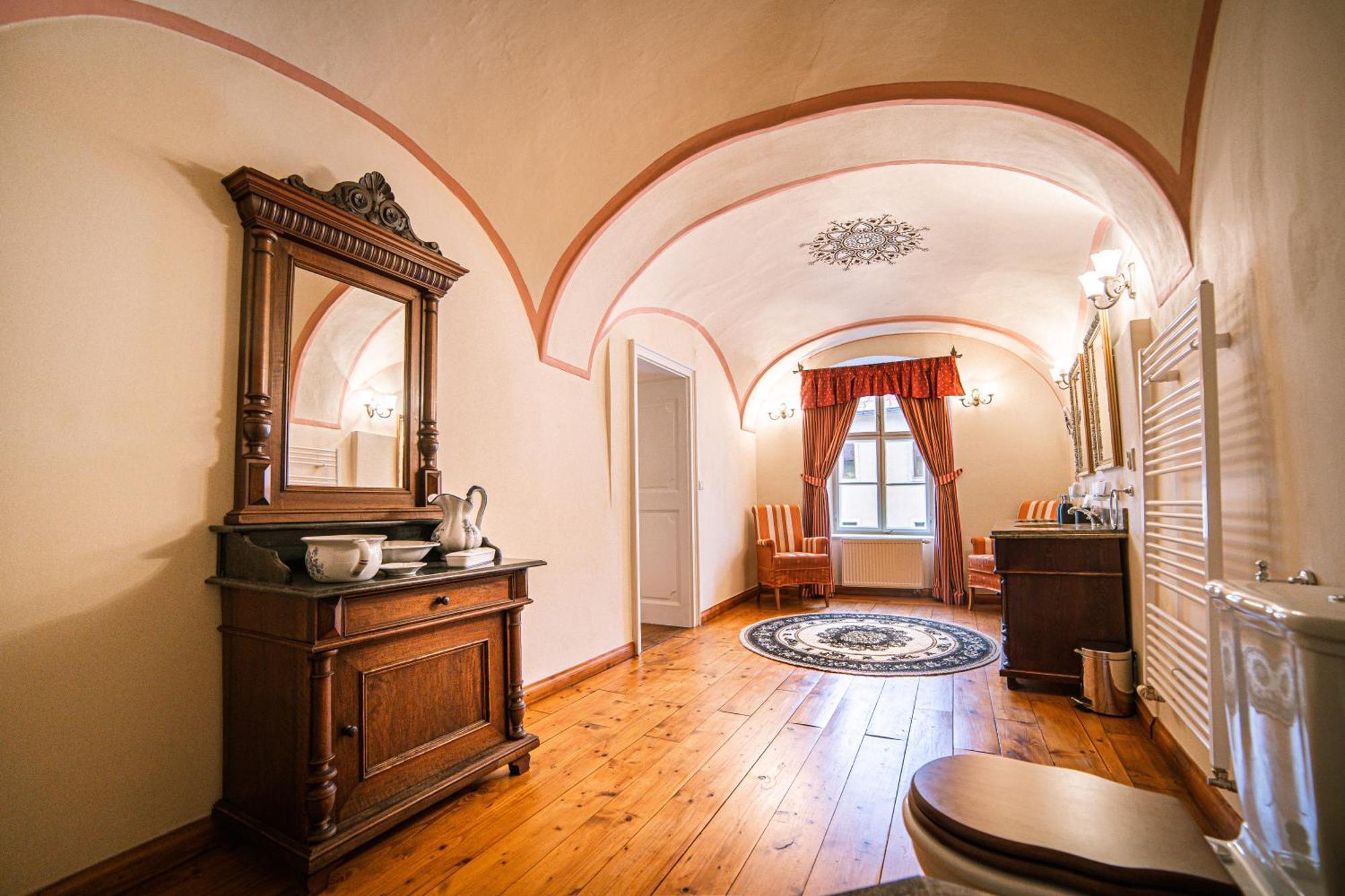 Penzion Cosmopolitan Ii. Banská Štiavnica Habitación foto